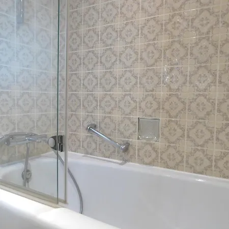 Family Star 6 Pers Wifi Pool Near Lift Apartman